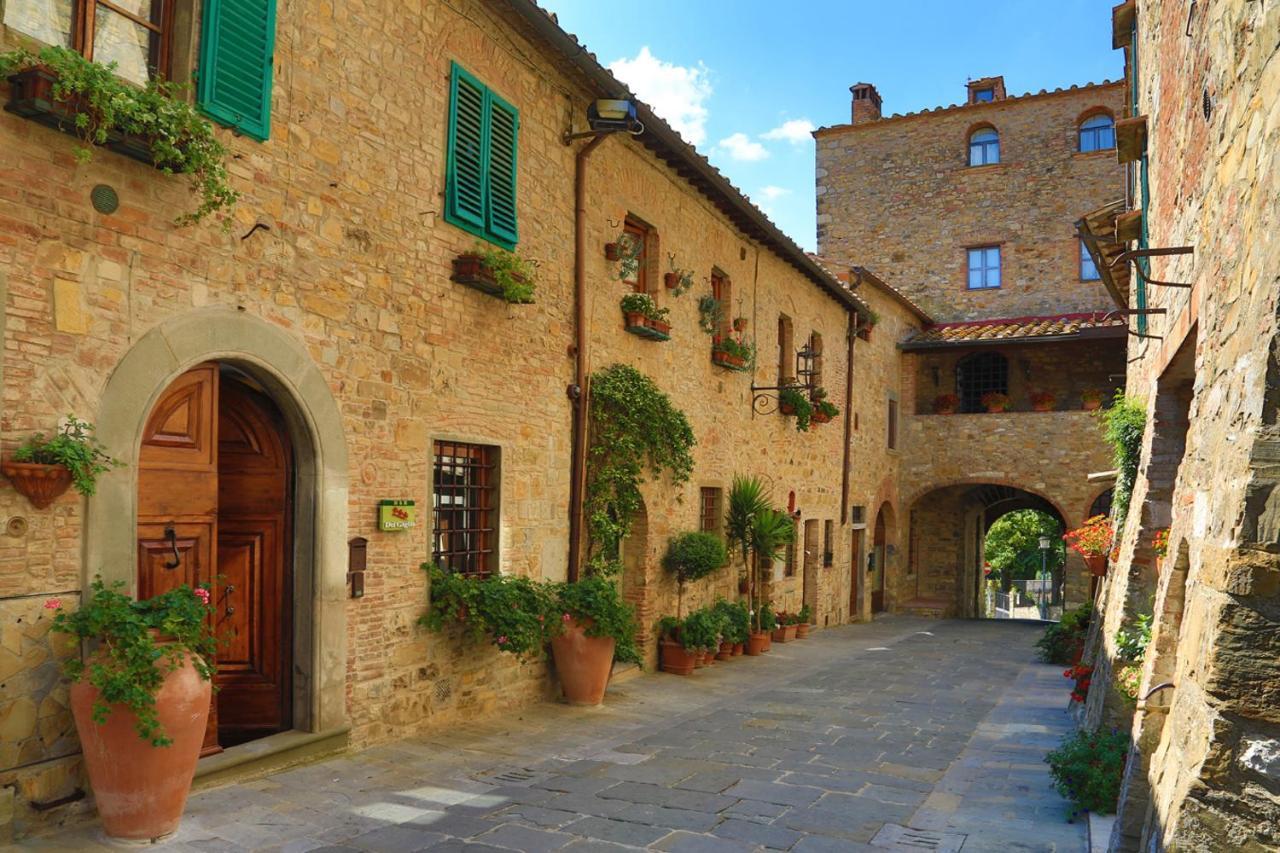 Apartment In B&B Del Giglio San Donato in Poggio Exterior photo