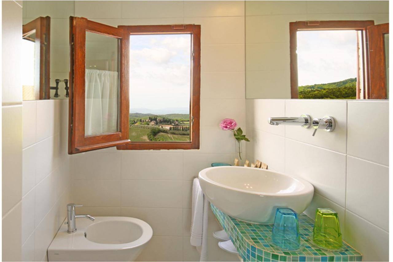 Apartment In B&B Del Giglio San Donato in Poggio Exterior photo